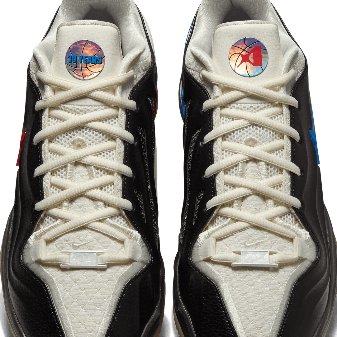 Nike A'Two "Standing Ovation" - IH1138-001