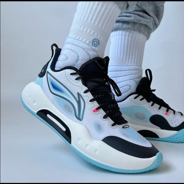 Li-Ning Yushuai 17 Team "Black White" - ABPT039-1