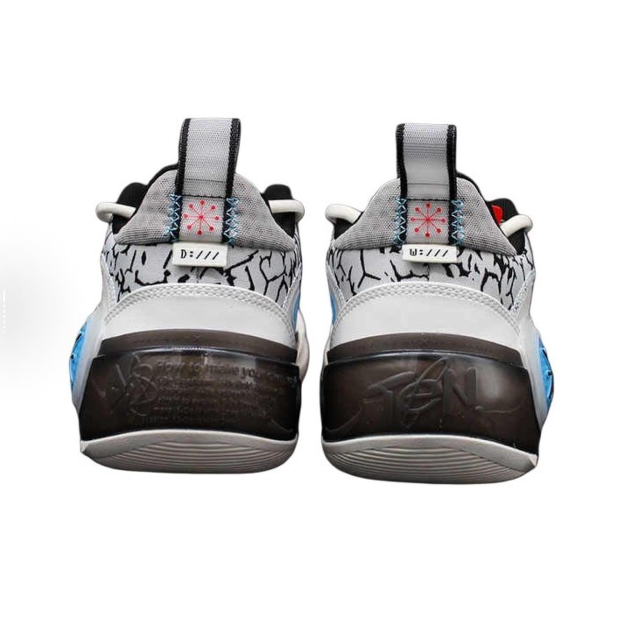 Li-Ning Way of Wade Low 10 ‘Black Flash’ ABAS083-18